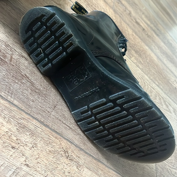 Doc Martens - Picture 4 of 6